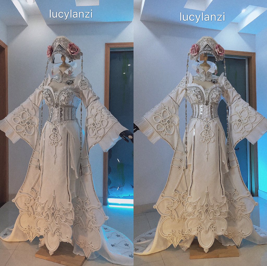 lucylanzi's tweet photo. #cosplay 
scissors crown ：Alice' white dress
Original illustration：Thores柴本先生

I'm so happy to finish another set of Alice's clothes!
The white pattern is made of more than 100 meters of nylon rope.
It's a huge workload！ https://t.co/9zfvCjngxM