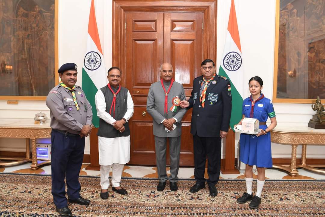 bsgnhq's tweet photo. Foundation Day celebration along with Hon'ble President of India, Dr Anil Jain President BSG and Dr K.K Khandelwal, Chief National Commissioner.  @rashtrapatibhvn @YASMinistry @Anurag_Office @ianuragthakur @worldscouting https://t.co/j3IRVSGnru