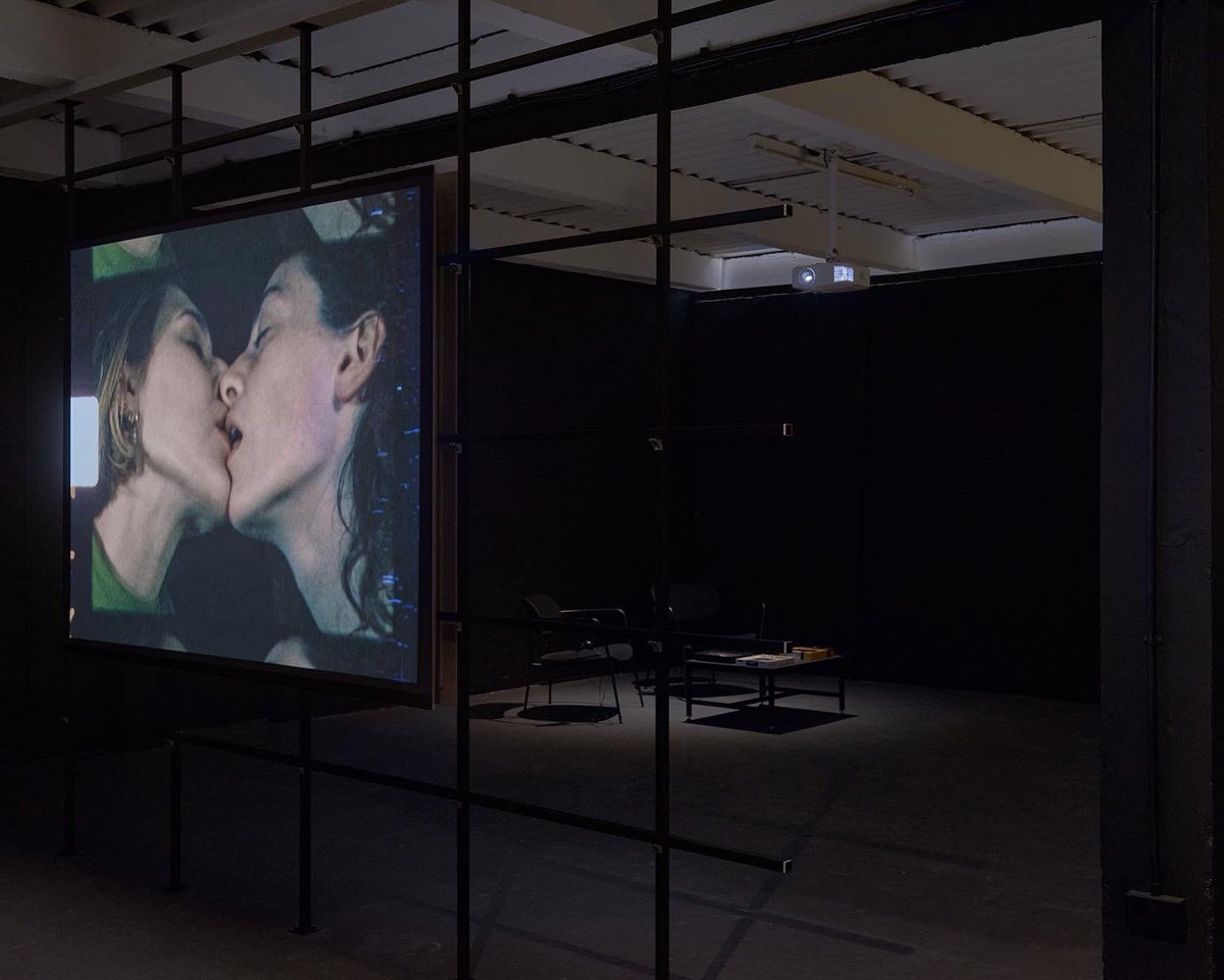 grandunionltd's tweet photo. We have documentation of our current show online 🖤
Heads and Tails by #phyllischristopher
📸 Patrick Dandy
Exhibition design: @mjmbespoke
Come by and visit 📽
#phyllischristopher #headsandtails #granduniongallery #queerphotography #onourbacks https://t.co/vSgZQ8KWlU
