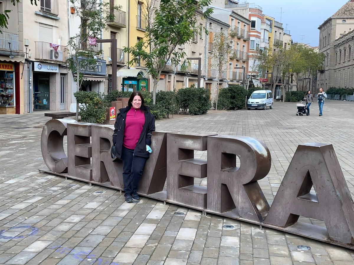 margaapr's tweet photo. Después de casi 2 años por fin he vuelto a vivir el fresquito de Cervera y, como no, ha tocado visita al @FanClubAM73 @FanClubMM93 #relaxweekend #visitasespeciales #AllwithMarc 😃 https://t.co/Yl1f3RPtlC