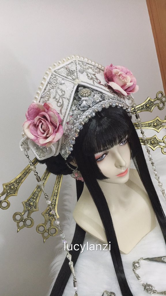 Alice：Hairstyle and hat details

#SCISSORSCROWN 
#cosplay