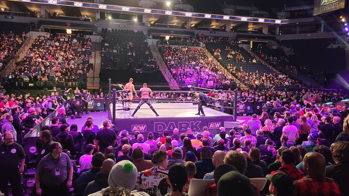 TommyStryker's tweet photo. Had a great time at #AEWRampage last night! Can't wait for #AEWFullGear tonight! https://t.co/Hvd7aGbUZL