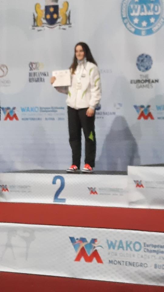eileenconlon1's tweet photo. Silver medals for sisters Lucy &amp; Halle in Montenegro at the European Kickboxing Championships! Fantastic achievement for them considering the last 18mths #womeninsport #girlpower https://t.co/qidJ6H2jRT