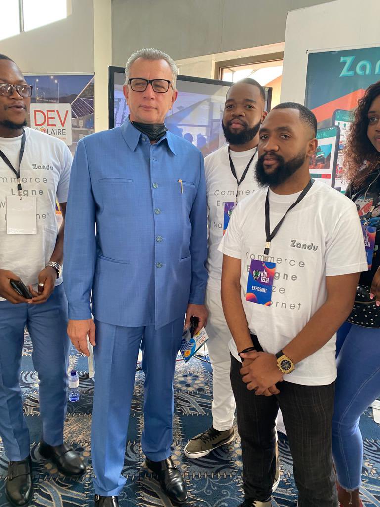 Zandu47220037's tweet photo. #RDC : Nous saluons la tenue de la première édition du numérique dans la ville province de Kinshasa. Notre startup Zandu, le géant du E-commerce en #RDC était présent. Merci à l'hôtel de ville.
#kintech @JeanBamanisa @TabuYvette @NgobilaM @MrNomediocre1 https://t.co/rL2hv9xhpu