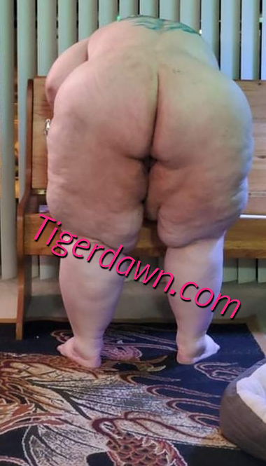 #SSBBW #SSBBWporn #fatass #StudioBiggz. 