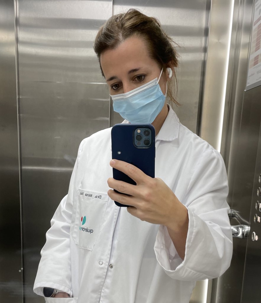 mireiaruizcast1's tweet photo. Cuando dejas las bambas en casa y vienes al trabajo por una buena causa, no hay sábado que valga. #readytogo

#comollegamos_comoseguimos 
#reconstrucción_mamaria #microcirugia #diepflapsurgery
#verdedeindocianina 

@RuizCastilla @QS_Barcelona @quironsalud @lidilitz https://t.co/KWFo2K3Pdr
