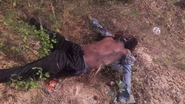 spring_2021's tweet photo. TW//Death
The dead bodies of 7 civilians including two 15yo boys: MgKaungZawHein and mostly youths between 16yo-23yo had been massacred by SAC at Kawlin tsp,Sagaing Region on Nov 10 were found today. These innocent villagers were atrociously tortured &amp; massacred(1/2)
#Nov13Coup https://t.co/9y6IDVLndp