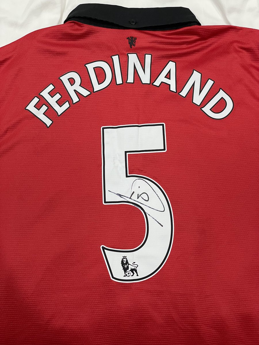 JoshuaLloyd1's tweet photo. What a fantastic event in Manchester last night thank you to @rioferdy5 @DFletcherSport for working with #Legends7 https://t.co/Iy35iF8vBK