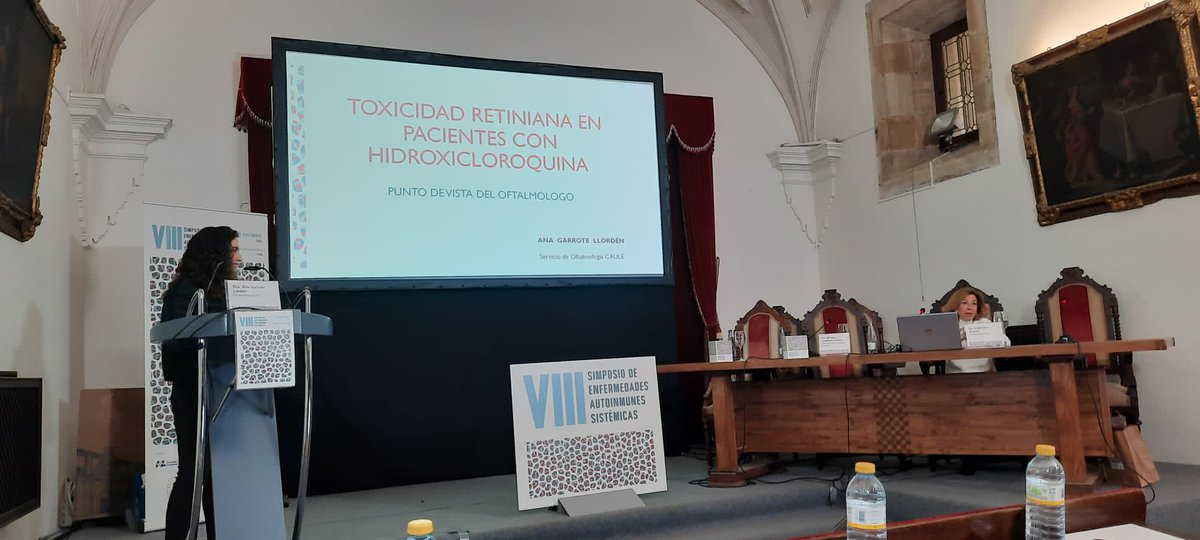 ReumaLeon's tweet photo. Toxicidad  retiniana en pacientes con HCQ, el punto de vista del oftalmologo con la Dra. Ana Garrote Lorden del Complejo Asistencial Universitario de León #VIIISimposioEAS2021 https://t.co/vAKF0jTT1F