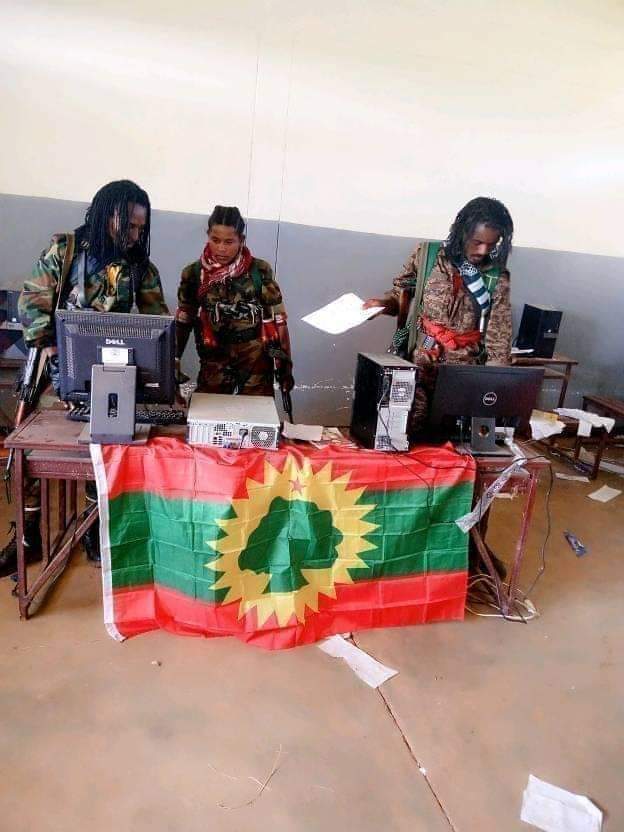 Walloo Baate #Oduu_Ammee PPn eda alkan guutuu Ummata Oromoo (Civiilii) Dirooniin Magalaa Baatee rukutaa bulte. Haaloo Oromoo WBOtu baasaa