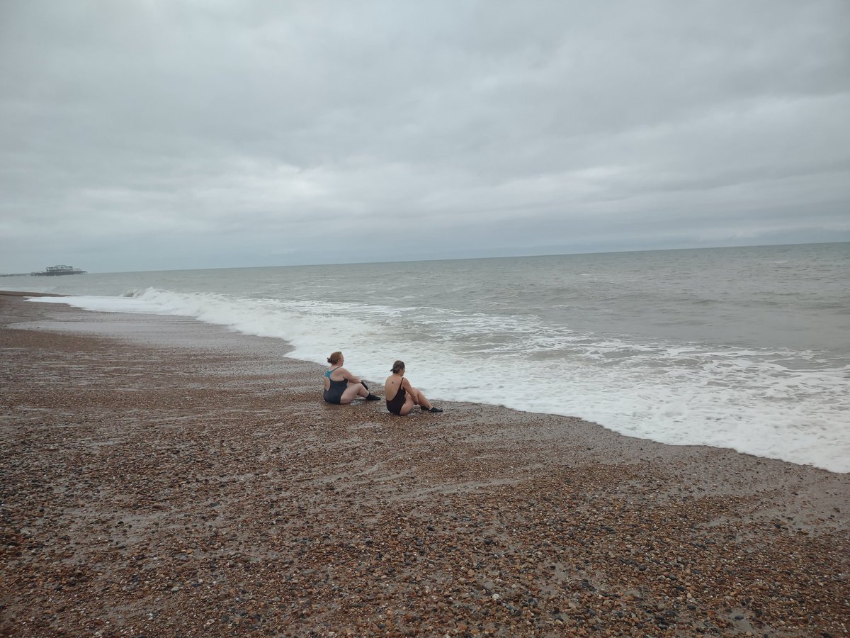 osteohovebtn's tweet photo. Sunrise sea swim, hard to get up but well worth it
#sunriseswimmer #endsewagepollution #cop26 #seaswimming #keepmovingkeepwell #osteopath @southernwatermedia @bollerwheeler @SouthernWater @Feargal_Sharkey https://t.co/pkIGzR4P9q