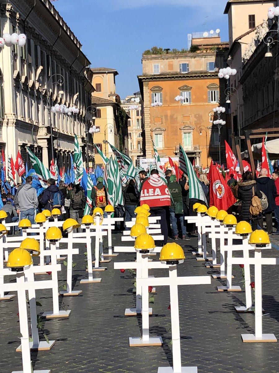 #bastamortisulLavoro <a href="/filleacgil/">filleacgil</a>  <a href="/cgilnazionale/">CGIL Nazionale</a> <a href="/collettiva_news/">Collettiva</a>