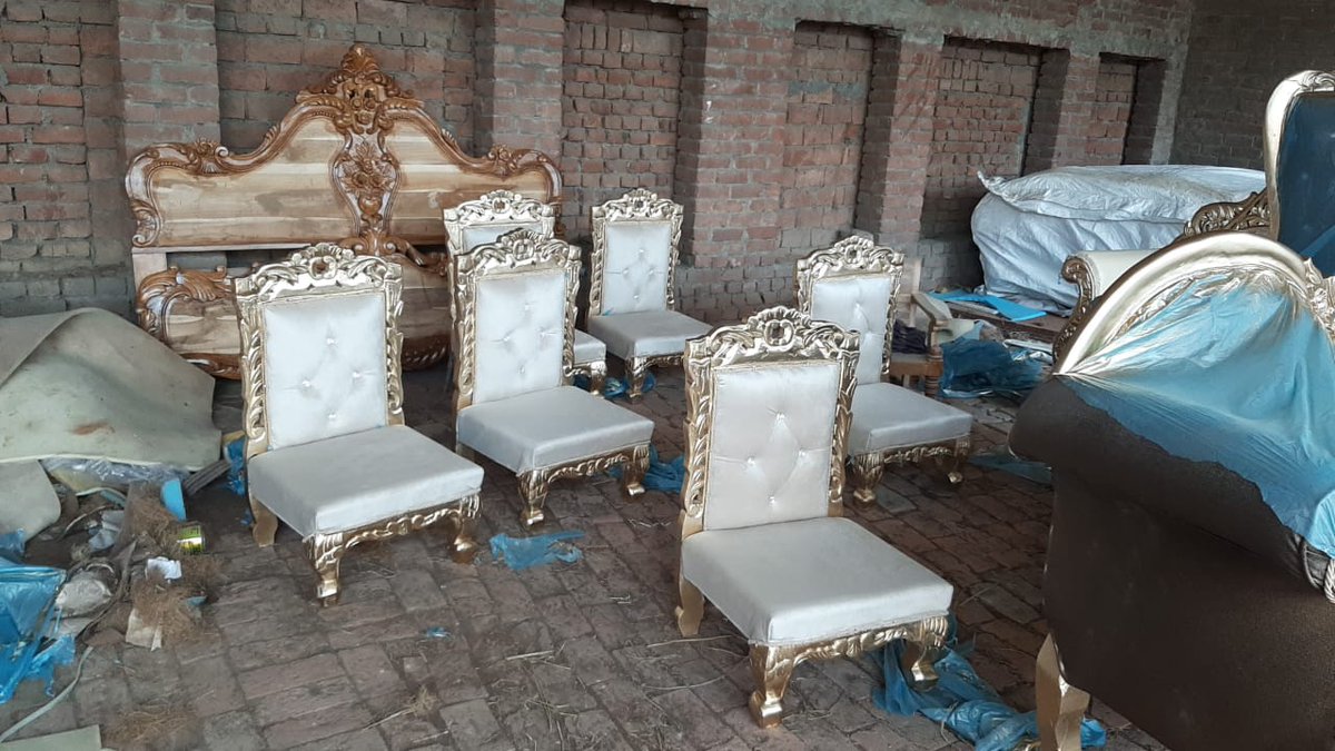 MariaHazel18's tweet photo. Real Handmade wooden vedhi. This vedhi has been diligently handcrafted by skilled artisans of India.

Contact us on - https://t.co/7Glx4xInc4 for more queries.
Website - https://t.co/va062ut1Oo

#vedhi #mandap #mandapchairs #smallwoodenchair #sofas #eventplanner #eventorganizer https://t.co/grEtIDx494