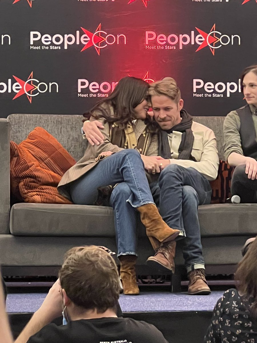 AngstyMGstars's tweet photo. #THEC4 @evilsouat @BonJoviShipper @LaNan1_ @suseagull04 @EQChemistry https://t.co/OwJ3WxWdkx