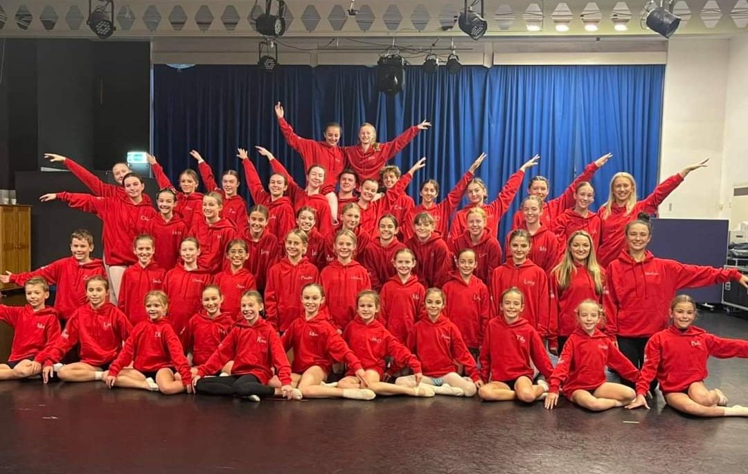 JLchoreographer's tweet photo. Nutcracker calling 📢
Off to Guernsey to see @MissAvrilGsy we've got a ballet to finish! #AvrilEarlDance #nutcrackercast https://t.co/qa8SZTKj8G