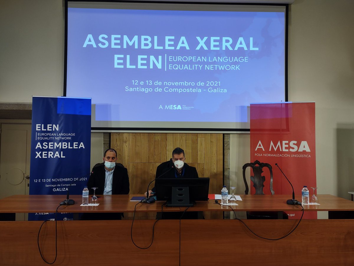 AsaModaSarda's tweet photo. #Santiago de Compostela, su Coordinamentu pro su Sardu Ufitziale est in s'atòbiu annuale de ELEN sa retza europea chi denfesat is minorias linguisticas. #Sardigna #sardu #Sardegna #limba https://t.co/xnGQRbO0Wh