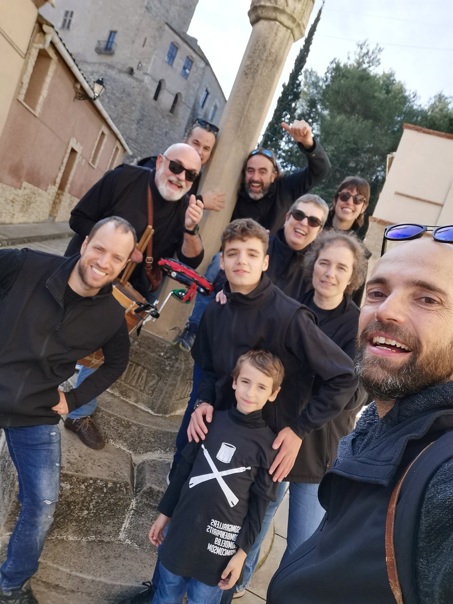 Doncs aquí estem, a <a href="/stmartidetous/">Ajuntament de Sant Martí de Tous</a> 🤘🏼🤘🏼
Bona Festa Major 💪🏼💪🏼!!!
#SelfieGrallera