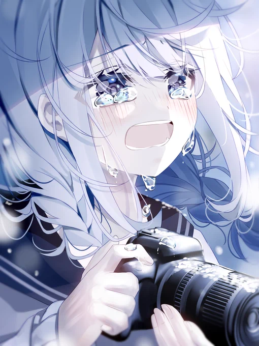 「なんで、ファインダー越しにしか逢えないんですか!?」 