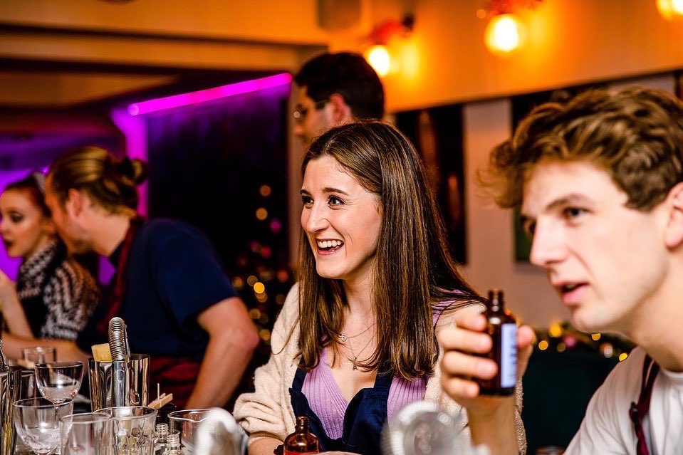 oldraper's tweet image. Candle &amp;amp; Cocktail classes are go!  
We still have a few tickets available for todays 6pm &amp;amp; 8pm crafty classes in Seven Dials. cocktailsbycandlelight.co.uk/pages/mastercl…