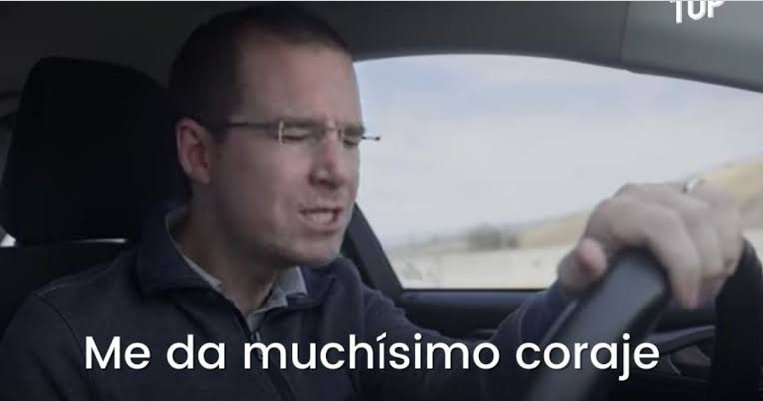 ANDRUXTV's tweet photo. David Salomón saliendo aunque era candidato para la final de #MasterChefCelebrity
#ElOroEnMasterChef https://t.co/q3Ejsnwz56