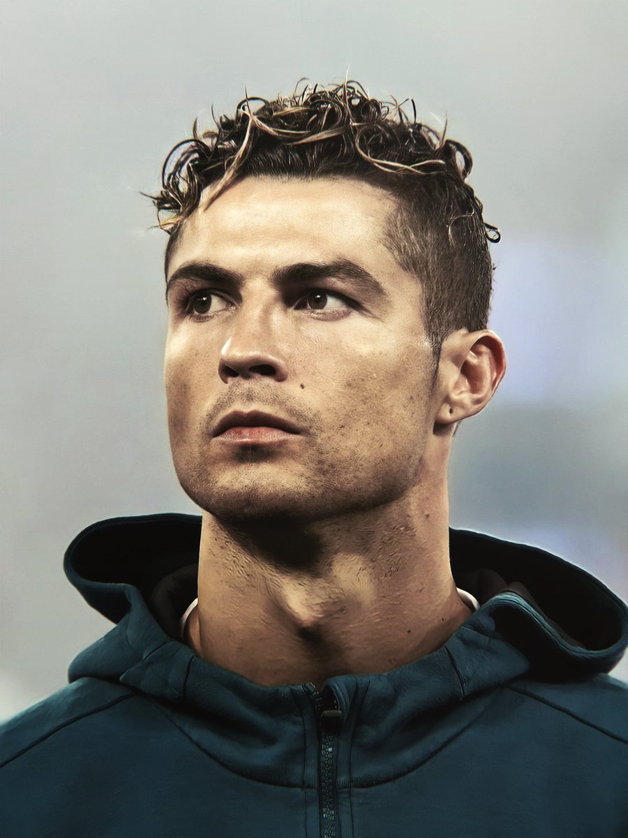 a7wpz's tweet photo. #4K #wallpaper 
#CristianoRonaldo https://t.co/GetPy7IYP2