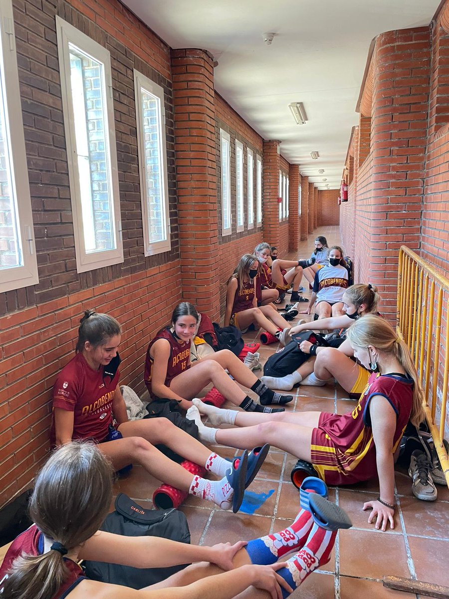 cbalcobendas's tweet photo. #CanteraCBA ⛹️‍♀️⛹️‍♂️ | El #InfCFem se lleva la victoria (32-55) contra Femenino Humanes. ¡Enhorabuena!

#SienteElGranate https://t.co/jMV7jdsZLp