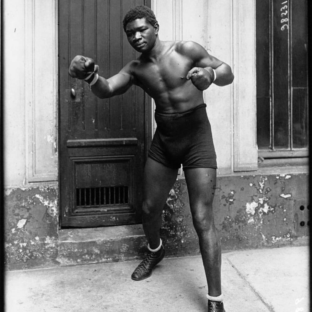 Global_Folder's tweet photo. Louis Mbarick Fall aka Battling Siki was born in 1899 in Senegal, then a french colony. Though the teenager’s journey to France is full of mystery, he ends up in Marseille and works as a diver in a cafe in order to survive. https://t.co/b9tAXCyYZN