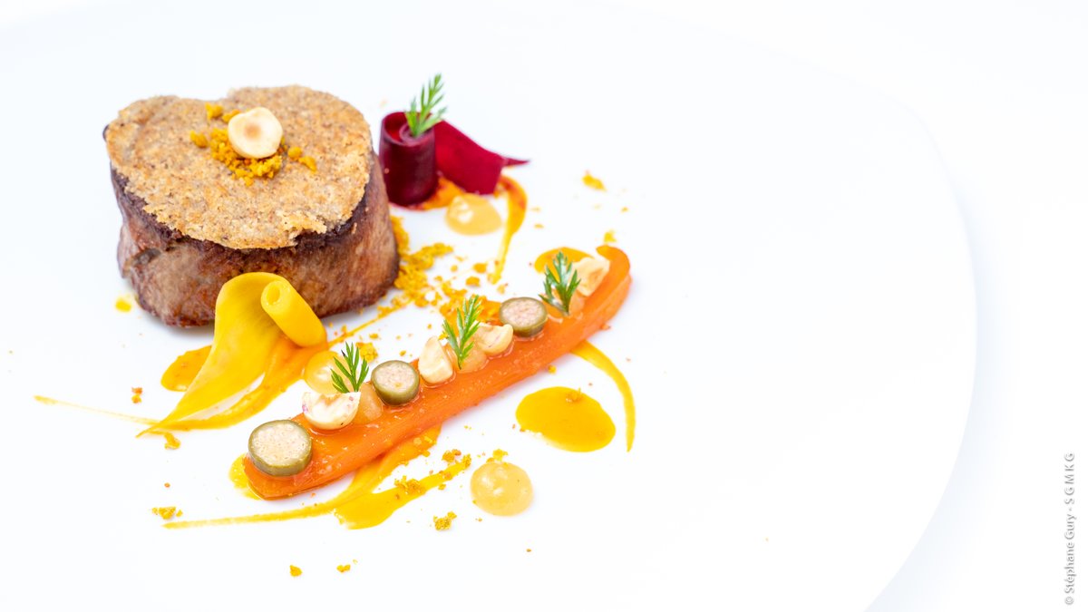 ChateauEza's tweet photo. Have a delicious week-end ! 😋

#chateauezahotel #gastronomie #foodstagram #tastyandbeautiful #chefsofinstagram #winterfood #tastydinner #dinnergoals #foodlovers #freshfoods #foodart #food #restaurant #amazingkitchen #cotedazurnow #tastyandbeautiful #ezerestaurant https://t.co/Wlo5R6Dnc0