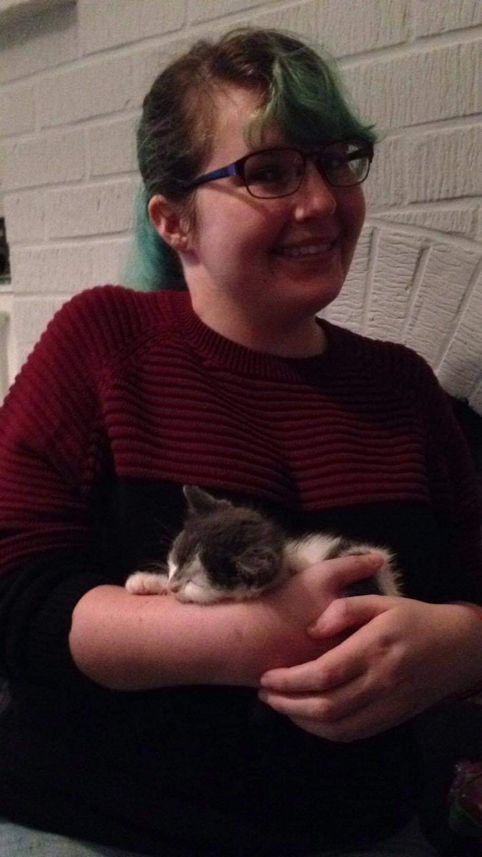 BlaiseSciComm's tweet photo. We had to put Kit down on Saturday last week. She was the centre of my life for four and a half years. Every room, every routine, every plan is full of the memory of her. We had a beautiful little life together. https://t.co/hPYMgbO722