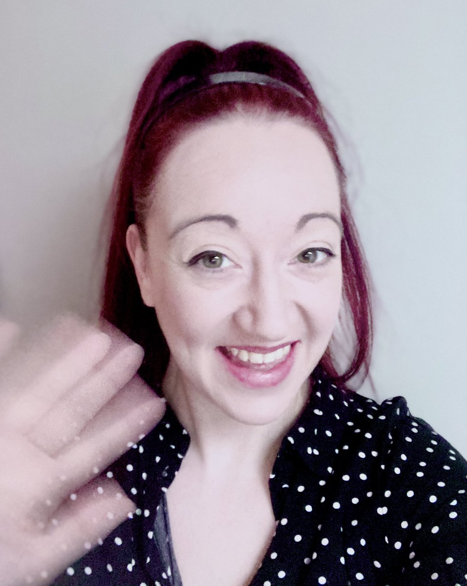 Hi! 👋🏻
Thank you all for the gorgeous messages you’ve been sending us saying how excited you are about our launch in January. Your excitement is making ours grow even more! It’s going to be so much FUN. 🤩 There’s still time to sign up - email Emma at ilkleystagesingers@gmail.com