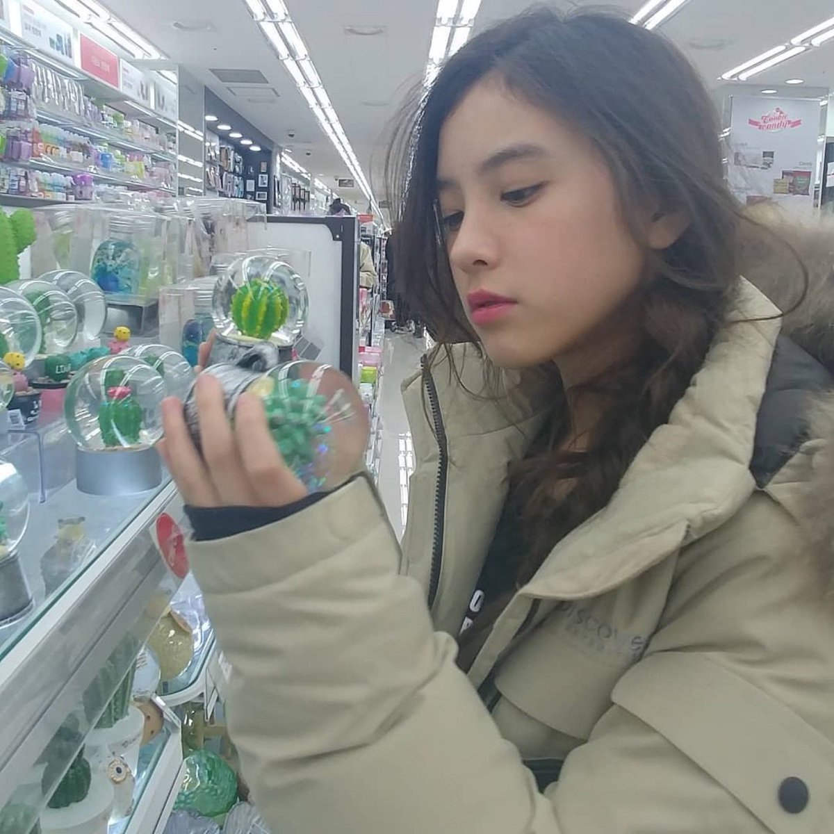 cosmixpics's tweet photo. ㅡ #GUINNMYAH #귄마야 https://t.co/mqGNzGk6mY