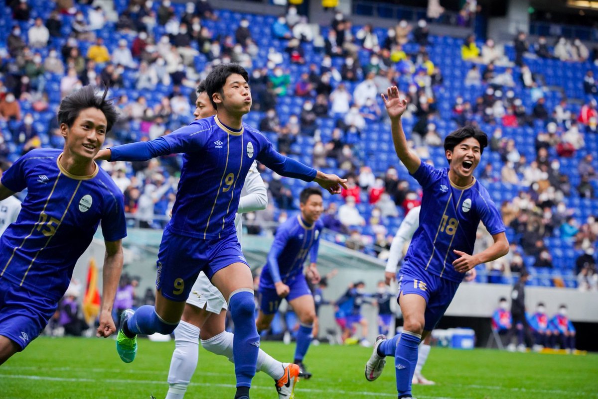 hdkfootball's tweet photo. 全国高校サッカー選手権大阪大会優勝！

阪南大学高校3-0履正社

6年ぶり2回目の優勝🏆
皆様の熱い応援のおかげで優勝することが出来ました✨本当にありがとうございました！全国大会も頑張りますので応援よろしくお願いします！ https://t.co/mkMKZF9ZyD