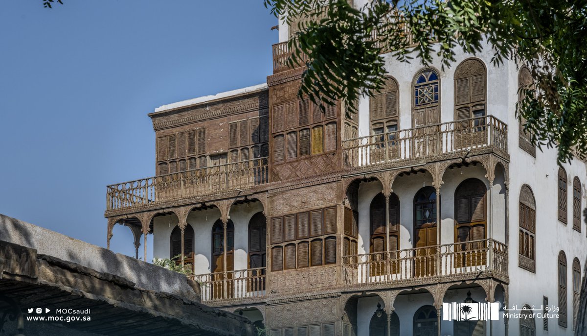 MOCSaudi's tweet image. #عدسة_الثقافة

جدة التاريخية؛ واجهاتٌ متفردة الطراز، وأزقةٌ تعجّ بملامح التاريخ.

#وزارة_الثقافة