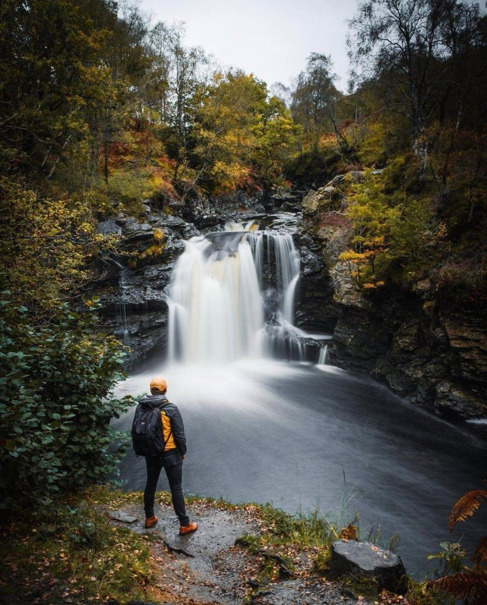 StirUni's tweet photo. Exploring #Scotland one waterfall at a time! 😍 🌊
📸 Awesome photo by @thechrisyoung
#IGStirUni #FallsOfFalloch #BeHereBeStirling https://t.co/O5zJHLLiso