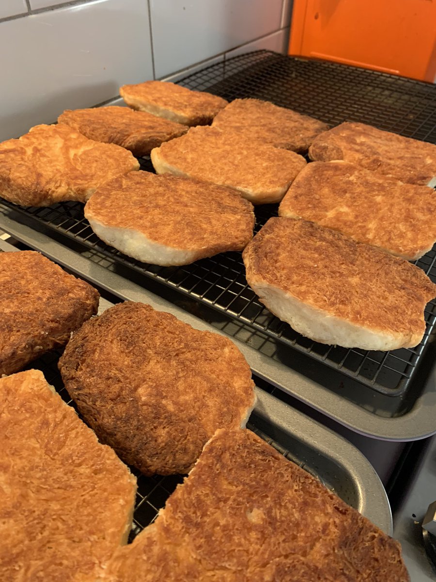 markwgow's tweet photo. Miss my butteries over here in Oz so decided it was about time I learned how to make them for myself. Fair chuffed we how they turned out. https://t.co/vxDn9RTIlN