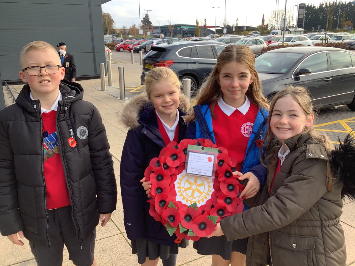 LordsgateCE's tweet photo. Our House Captains represented our school with respect and pride at the Remembrance Service at the HMS Ringtail Memorial. They laid a wreath on behalf of the whole school community. https://t.co/KdMI9Uzc9x