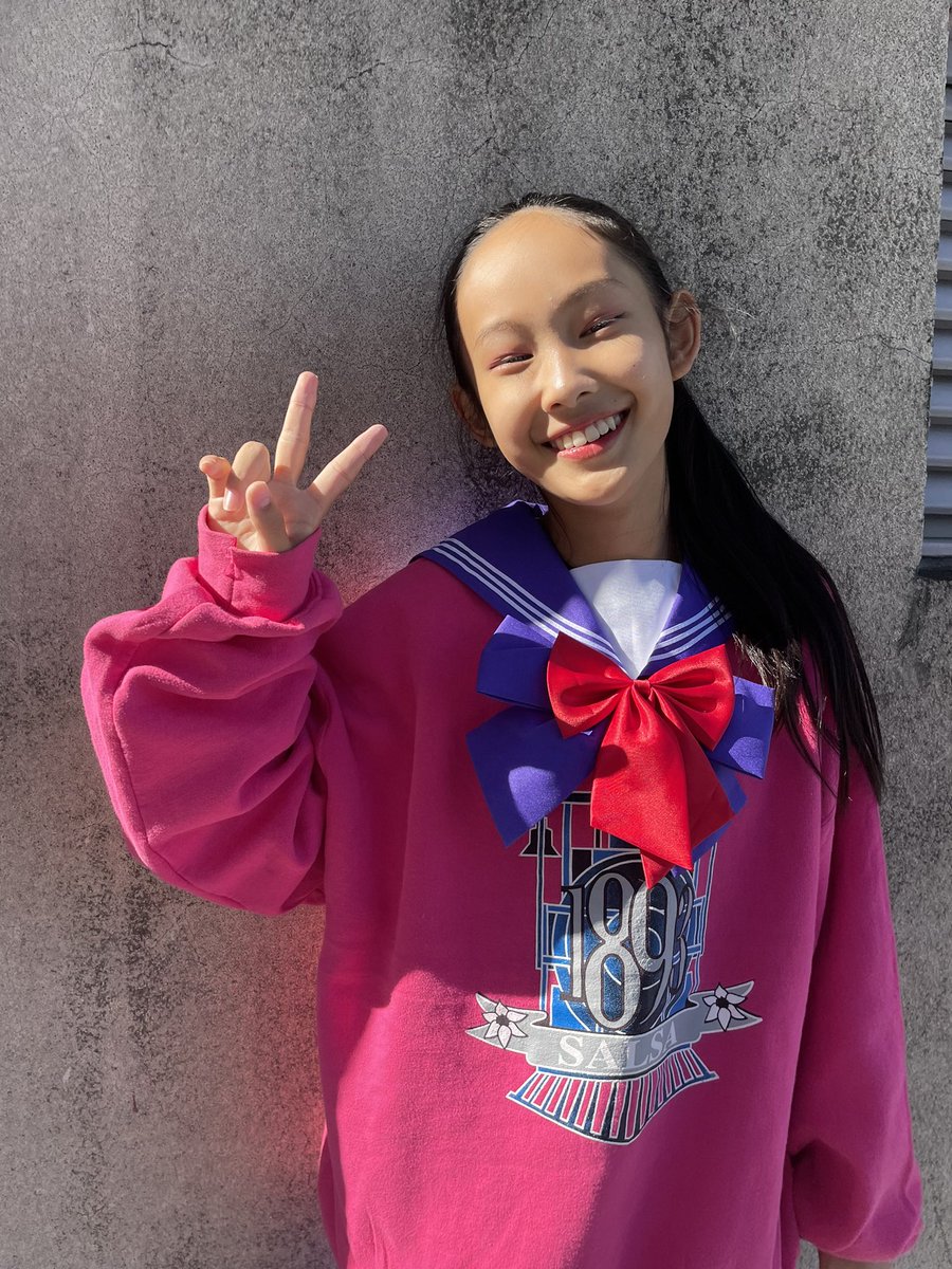 ChibiusaJapan's tweet photo. SUMIRE🔮
初めてのコラボで緊張しましたがすごく楽しめました❕
チェリーチェリさんも、ラビラブさんも親切に接してくれて、そして、お友���のような関係になれたので嬉しかったです😘
またコラボできますよう��❤️‍🔥❤️‍🔥
#rabirabuIDOL11 @shibuyaidol 
#東京アイドル劇場mini
#chibiusajapan https://t.co/qeyghRrYBy