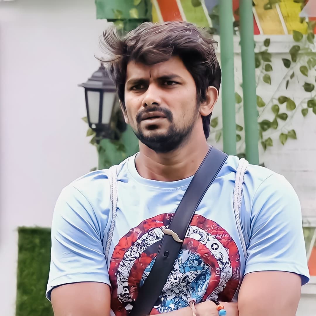 Pawanka33784745's tweet photo. Cool vs fire
#MrCoolShannu
#BiggBossTelugu5 
Like ❤️.                     Retweet 🔃 https://t.co/zzlhaMYIG5