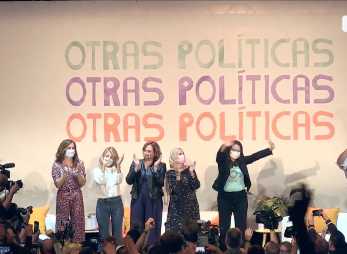 Y con esta foto queda inaugurada la nueva era del pim pam pum contra <a href="/Yolanda_Diaz_/">Yolanda Díaz</a> 
Una foto que genera tanta ilusión como susto en la política testosterónica y de siglas.
Suerte para todas.