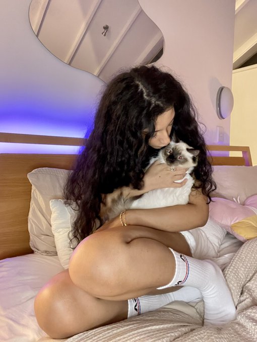 ignore my face it was the only pic where he was looking at the camera lol https://t.co/fv4RMAUPlS