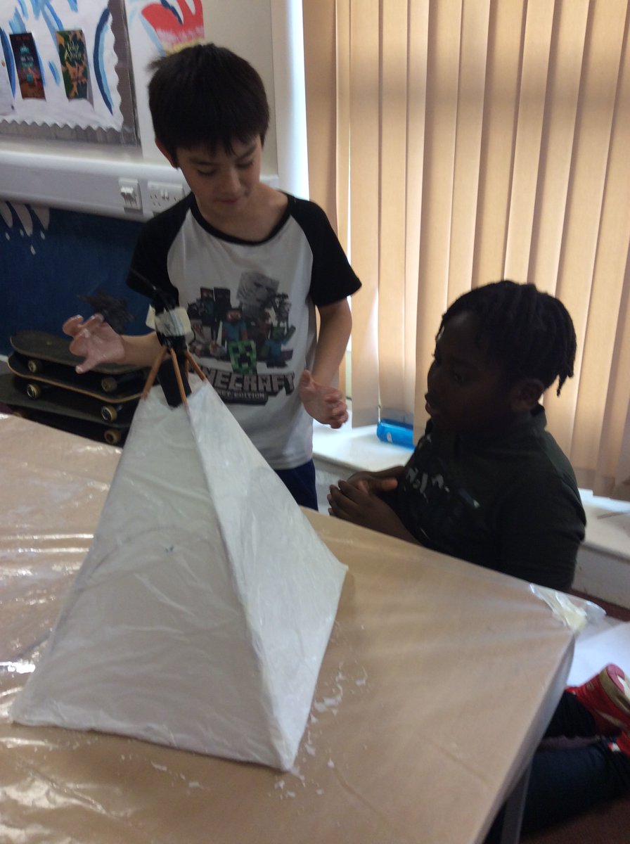 Year6Hanwell's tweet photo. https://t.co/S1npKtkh3c