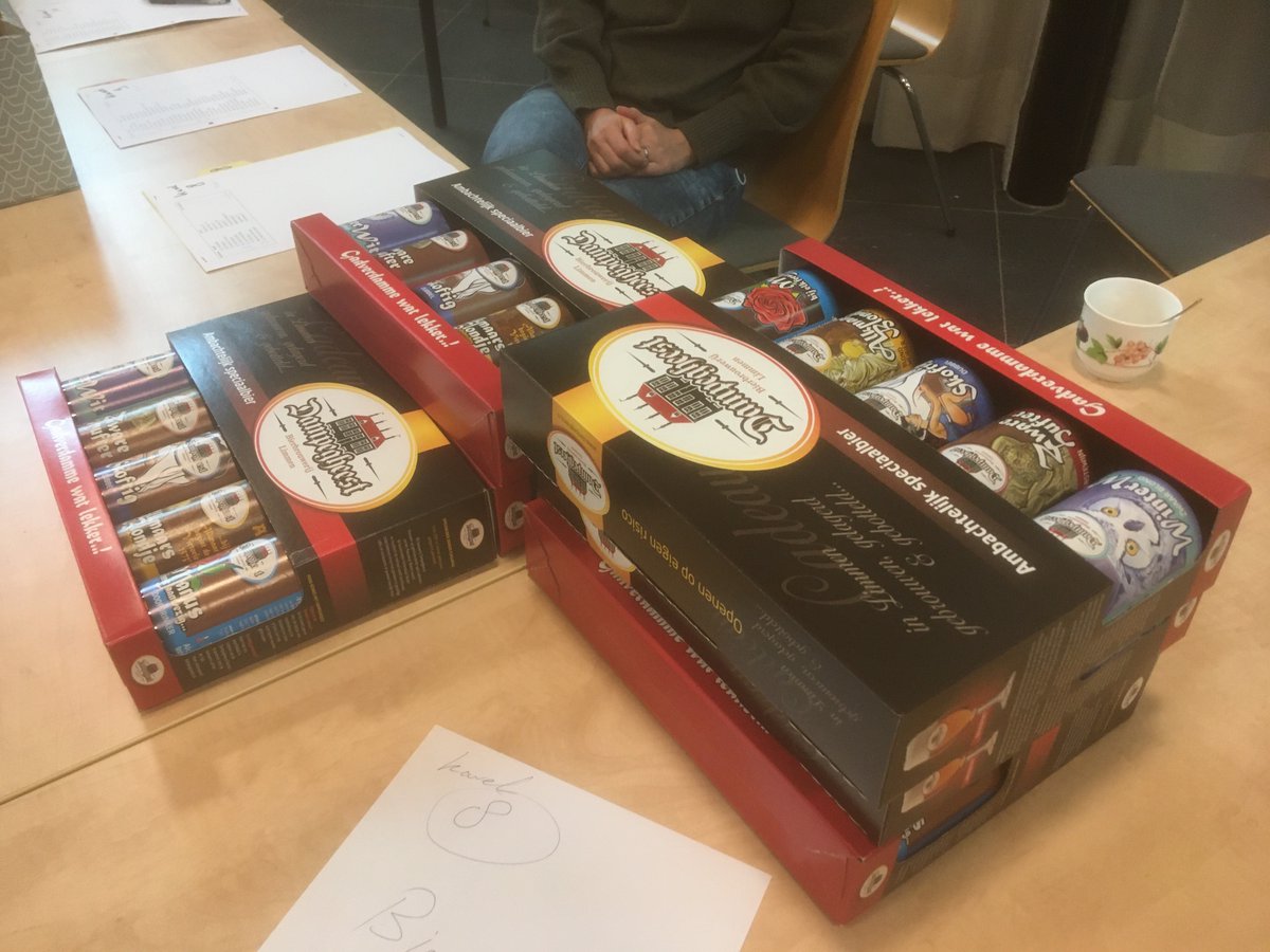 CorneliusLimmen's tweet photo. DE OPBRENGST van de kerk en jeugdveiling 2021 is 28.032,50 euro.
Een prachtig bedrag!! Dank aan u allen, de organisatie, de kopers, middenstanders en allen die zich ingezet hebben om - ondanks het tweede jaar corona - een prachtige traditie niet verloren te laten gaan. https://t.co/vmBHKLaHVp