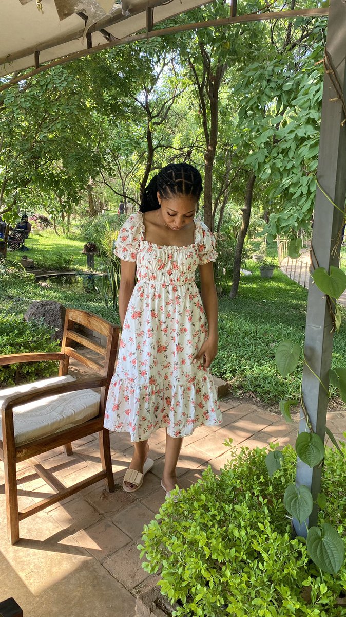 rhemabarak's tweet photo. Plant her where you please 🌱
.
.
.
“For In the days to come she shall take root; she shall blossom and send forth shoots and fill all the earth with fruit”
.
.
.
Isaiah 27:6 
#plants #earth #naturephotography #naturelovers #garden #inspiration https://t.co/e5UajYNciZ