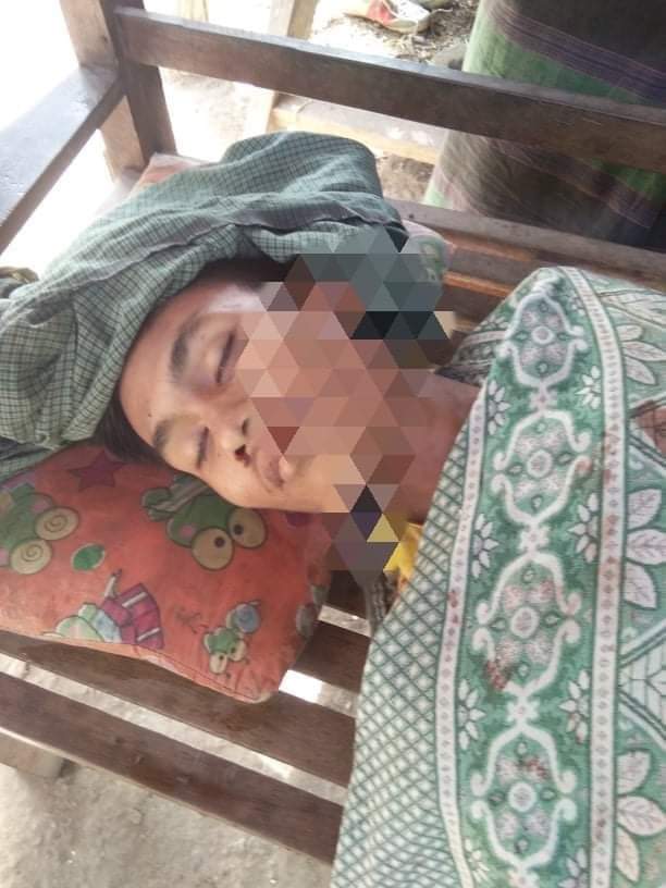 SaveMM99's tweet photo. "Massacring Innocent civilians, Looting &amp; Torching belongings of villagers at Sagaing division"
Tw//death
📌Military Terrorists forcefully raided into 2 villages at Wetlet tsp,Sagaing region,conducted searches into houses,demolished houses,killed&amp;cooked livestocks(1/3)
#Nov13Coup https://t.co/ESNrTzm9sd