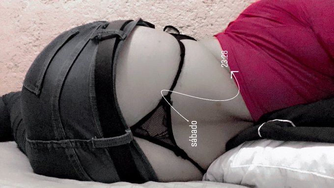 Nadie me ama ya por aqu&iacute; estoy devuelta ! https://t.co/aH5bxQU1kC<a href="/tag/nuevafotodeperfil"class="tags"><span>#nuevafotodeperfil</span></a>