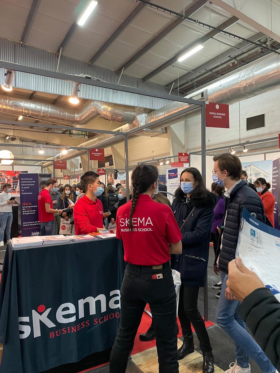 david_neusy's tweet photo. Retrouvez les équipes ⁦@SKEMA_BBA⁩ ⁦@SKEMA_ESDHEM⁩ ⁦@SKEMA_MSc⁩ ⁦@SKEMA_MS⁩ ⁦@SKEMA_execMS⁩ toute la journée sur le salon ⁦@studyrama⁩ de ⁦@Rouen⁩  ⁦@SKEMA_BS⁩ #WeAreSKEMA ⁦ https://t.co/VIvJS8Lrpx