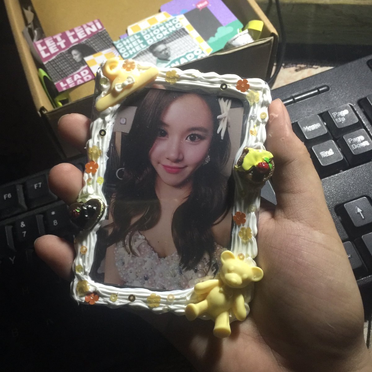 by_pitan's tweet photo. #pitantararan | ʕ•́ᴥ•̀ʔっ♡

Waaah received it na! Super cutieee bagay sa chaeyoung mermaid ko.🥺✨

Thank you so much ulitttt @shoperooo !!! Next time ulit.💌 https://t.co/9EBqG97bjv