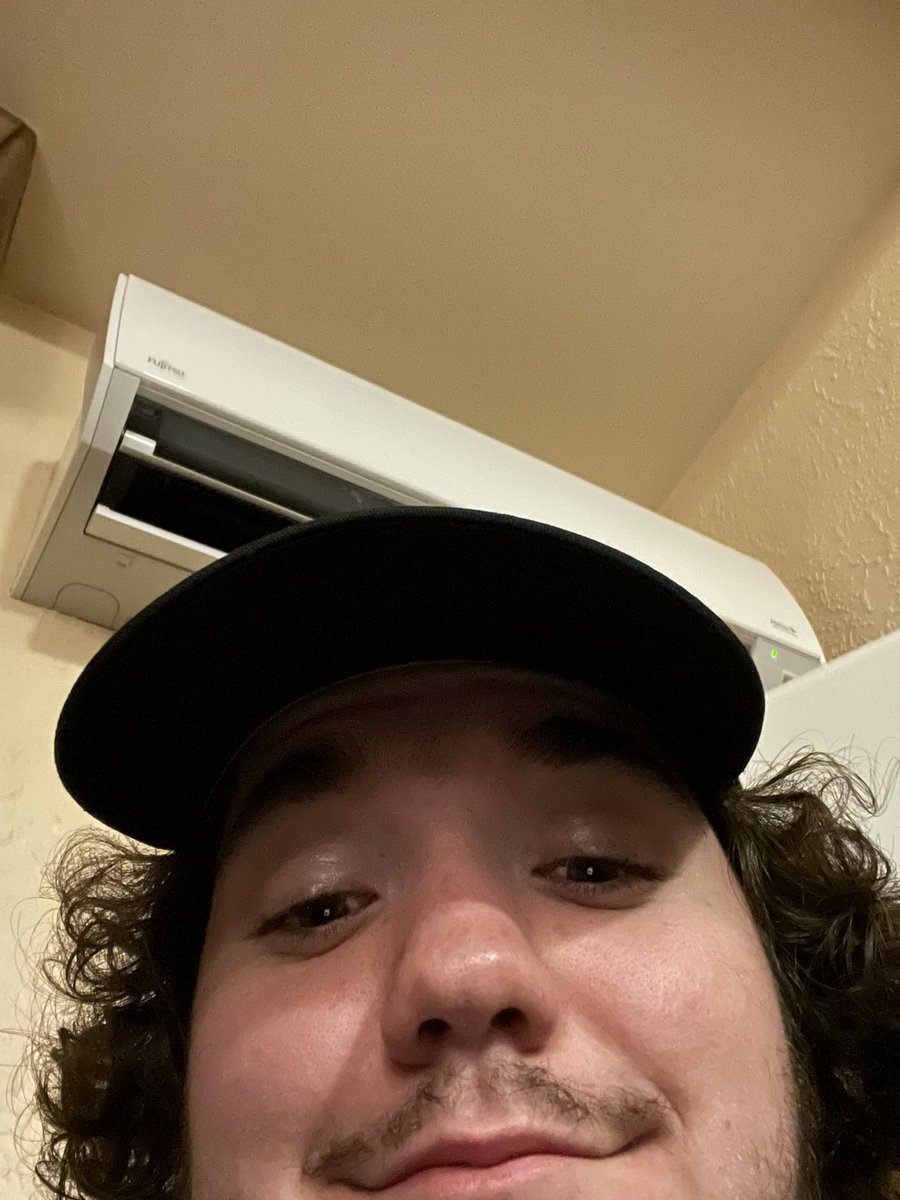 traves's tweet image. 