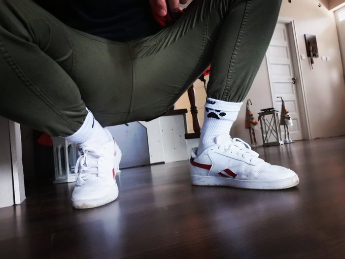 Look at my outfit for today
I love @sk8erboy_com socks ? https://t.co/85r0HwPoQW