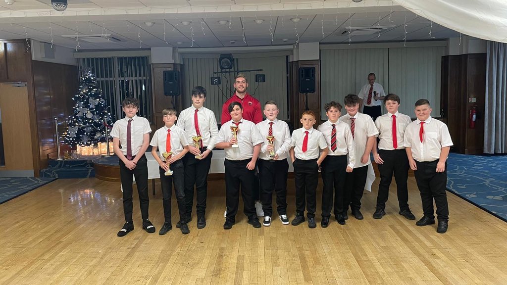 SalfordDevils's tweet photo. We had @jackormondroyd down at Langworthy Reds for their Awards Evening last night! 🏆 

💪 #TogetherStronger l 🔴👹

1/2 https://t.co/jtJp8tlXH8